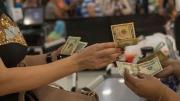 Inflación y devaluación impactan la temporada decembrina, muchos comerciantes están preocupados