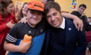 Kicillof recorrió un jardín de infantes que abandonó el gobierno Nacional