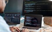 El espejo de la reforma laboral de Milei: los salarios de los trabajadores informáticos y la soberanía digital