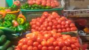 El tomate se dispara a 25 bolivianos la cuartilla: un lujo en las mesas sucrenses