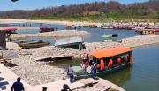 Dársenas de Bolivia sobre el río Bermejo; alerta en Aguas Blancas
