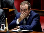 El primer ministro de Francia sobrevive a dos mociones de censura pero no logra apagar la crisis política