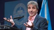 Luis Caputo justificó la reforma laboral y dejó expuestos los riesgos para los trabajadores