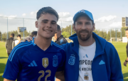 Grande, Toto: el saludo de Messi a Silvetti, autor del gol de Argentina en el Mundial Sub 20