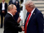 Vladimir Putin y Donald Trump hablaron por teléfono y acordaron reunirse en Hungría para intentar poner fin a la guerra con Ucrania