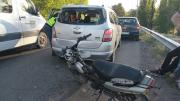 Adolescente de 16 años se salvó porque llevaba casco puesto en un choque en cadena