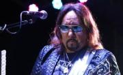 Dolor en la música: muere Ace Frehley, guitarrista de Kiss, a los 74 años