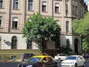 Explosión en la escuela de Palermo: investigan a los docentes