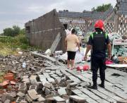 Cuatro personas fueron hospitalizadas tras el derrumbe en un supermercado de Delfín Gallo
