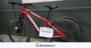 Detuvieron a dos personas por el robo de varios objetos en Santa Lucía