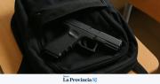 Preocupación en un colegio de San Juan: un alumno llevó un arma de aire comprimido