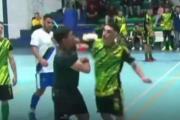Escándalo en Pinamar: un jugador agredió a un árbitro y desató el caos en un partido de futsal