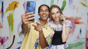 Qué significa publicar muchas “selfies” en las redes sociales, según la psicología