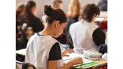 Más jóvenes logran completar su ciclo de estudios secundarios