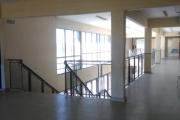 Conmoción: una alumna de primaria le pegó trompadas y patadas a la directora
