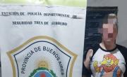 Militante libertaria atacó a manifestantes opositores a Milei