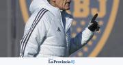 Con un emotivo parche, Boca homenajea a Russo
