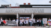 Trabajadores del Garrahan encabezaron una caravana a Olivos para reclamar la implementación de la ley de Emergencia Pediátrica