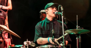 El rapero revelación Willy Bronca se presentará en La Plata tras cantar con Divididos y Manu Chao