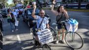 Una caravana a Olivos por los derechos de todos