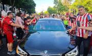 VIDEO.- Como un hincha más: Cetré pasó por 7 y 50 tras el clásico