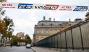 El Museo del Louvre en París permanece cerrado tras el robo de joyas de la colección de la corona francesa
