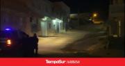 Buscan a los sospechosos de dispararle a un hombre en la cabeza