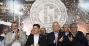 Axel Kicillof participó del plenario de la CGT en La Plata y criticó a Javier Milei por el salvataje de EE.UU.