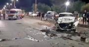 Auto chocó contra un vehículo que transportaba material electoral y afectó a camión que hacía fila por combustible
