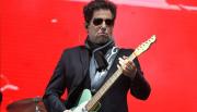 Crece la expectativa por la actuación del trovador Andrés Calamaro