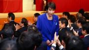 Sanae Takaichi, la baterista de heavy metal y admiradora de Thatcher que se convierte en la primera mujer en liderar el gobierno de Japón