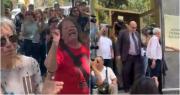 Los insultos de los allegados de la familia de Raúl Tellechea contra los absueltos en la puerta del TOF: las imágenes