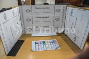 Elecciones 2025: multas de hasta $77 mil por sacar fotos en la cabina de votación y $5 mil por no votar