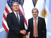 Scott Bessent oficializó el swap con la Argentina