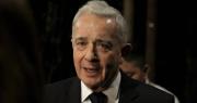 Justicia de Colombia revoca condena contra expresidente Uribe por soborno y fraude procesal