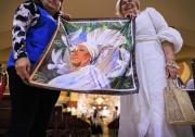Cubanos en EE.UU. celebran a Celia Cruz como una diosa que triunfó ante el comunismo