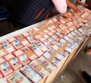 Hombre de 23 años es enviado a la cárcel tras ser aprehendido con Bs 1,9 millones sin justificar origen