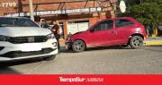 Triple colisión dejó importantes daños materiales