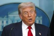 Trump suspende todos los pagos a Colombia y tilda a Petro de matón