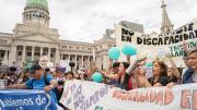 Tras ganar parcialmente la pelea por las pensiones, la discapacidad sigue exigiendo que se aplique la ley