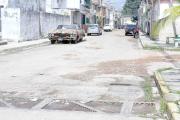 Calles abandonadas predominan en el sector 10
