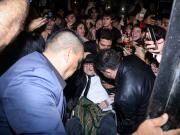 Locura por Charly García en Palermo: una multitud se acercó para saludarlo por su cumpleaños