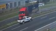 Así fue el trágico accidente en Panamericana: video del violento impacto frontal