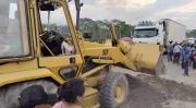 Levantan bloqueo en Chimoré y se reanudan viajes por la carretera nueva Cochabamba