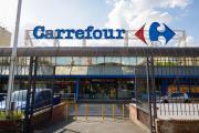 Uno de los candidatos a quedarse con Carrefour se bajó del proceso de compra: cuáles quedaron en competencia