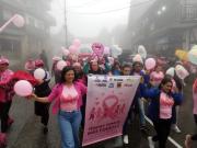 Cientos de colonieros caminaron por la vida