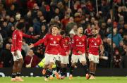 El Manchester United no sabe vivir sin sustos