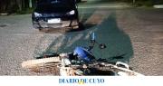 Un motociclista fue hospitalizado tras chocar con un auto en Rivadavia