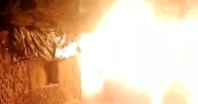 Los terribles videos del voraz incendio que provocó la destrucción de una casa en Rivadavia