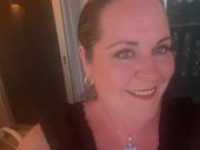 Viajó miles de kilómetros para una cirugía estética, la operación salió mal y ahora corre riesgo de ser amputada